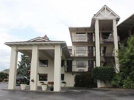 سيفيرفيل Landmark Inn المظهر الخارجي الصورة